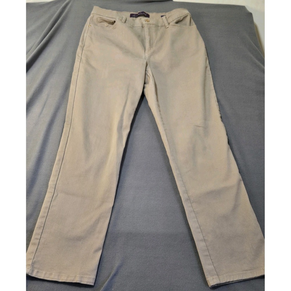 Gloria Vanderbilt Women's Amanda Jeans Missy Size 10 Short Khaki Straight